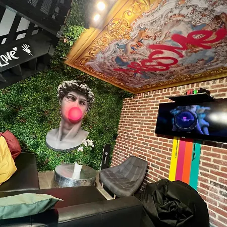 Capsule Art Déco - Jacuzzi - Netflix - Cinéma - Arcade De Jeux&nintendo Switch - 2 - Filet Suspendu Apartamento *